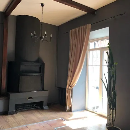 Apartment Near City Garden *